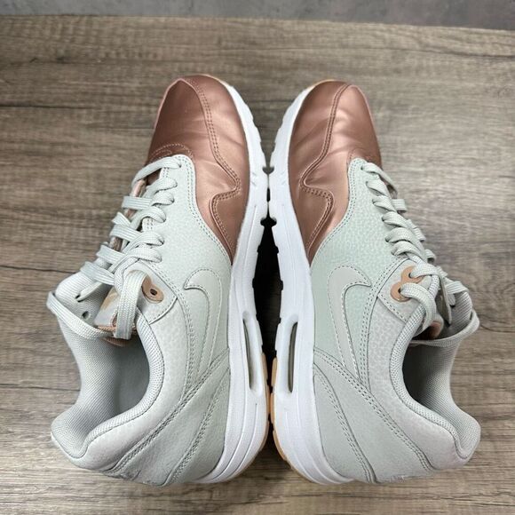 Nike Air Max 1 Ultra SE~Women’s~ Light Bone Rose Gold Sneakers~Size 8 - Picture 6 of 8